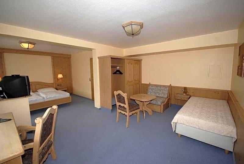 Hotel Auf Dem Kamp image