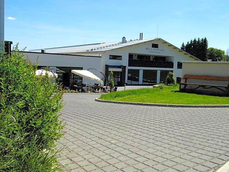 Reit Und Sporthotel Eibenstock image