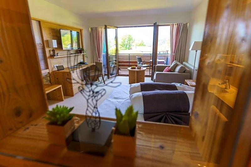 Landhotel Gockelwirt image