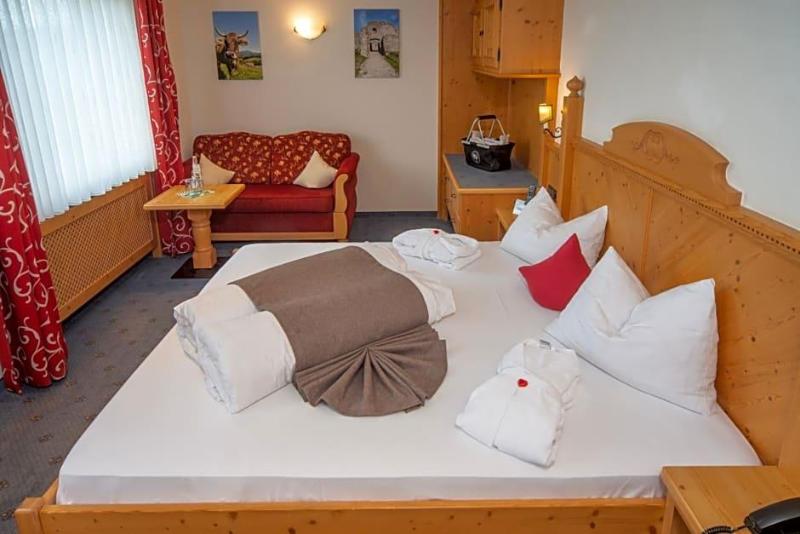 Landhotel Gockelwirt image