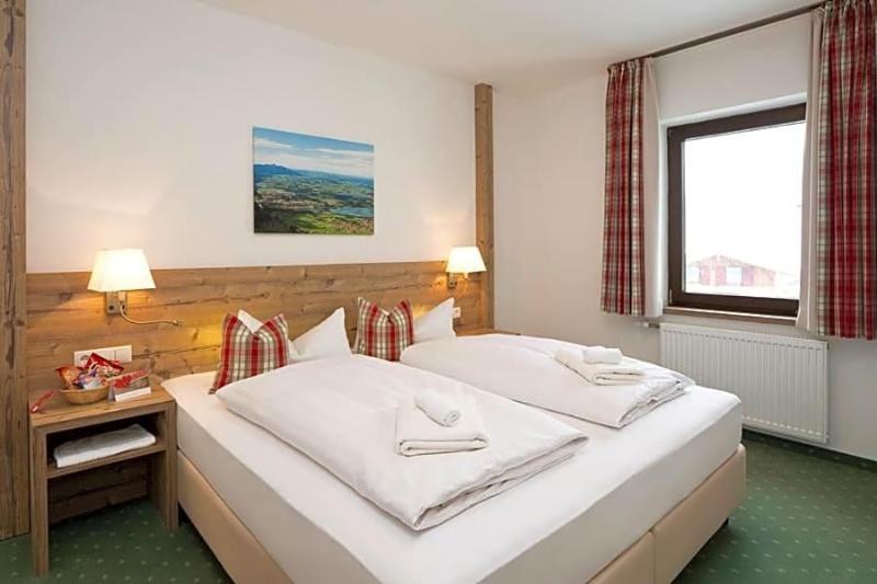 Landhotel Gockelwirt image