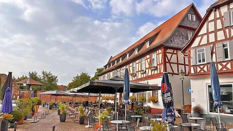 Hotel Zu Den Drei Kronen image