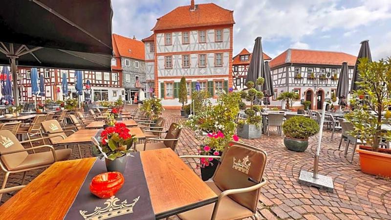Hotel Zu Den Drei Kronen image