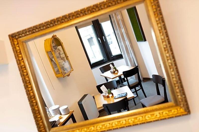 Hotel Reichshof Garni image