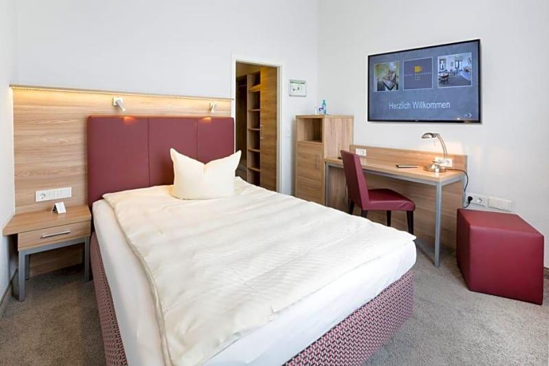 Hotel Reichshof Garni image