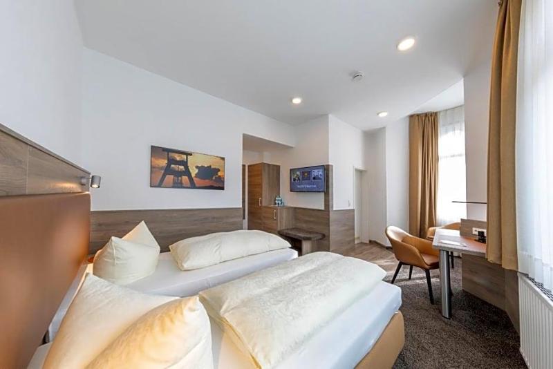 Hotel Reichshof Garni image