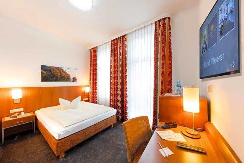 Hotel Reichshof Garni image