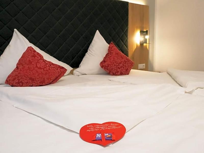 Hotel St Georg Garni image