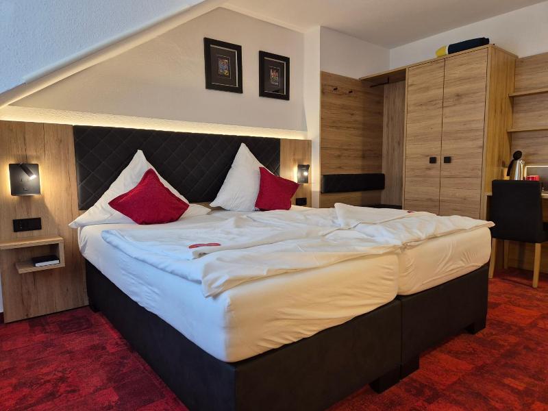 Hotel St Georg Garni image