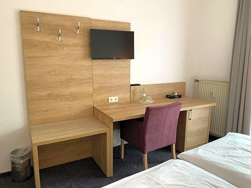 Hotel Esmer image