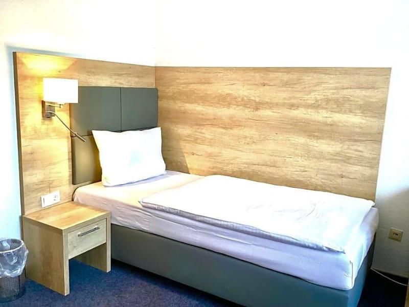 Hotel Esmer image
