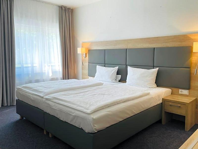 Hotel Esmer image