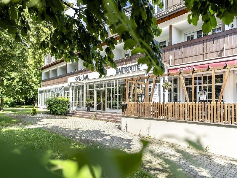 Feldmochinger Hof image