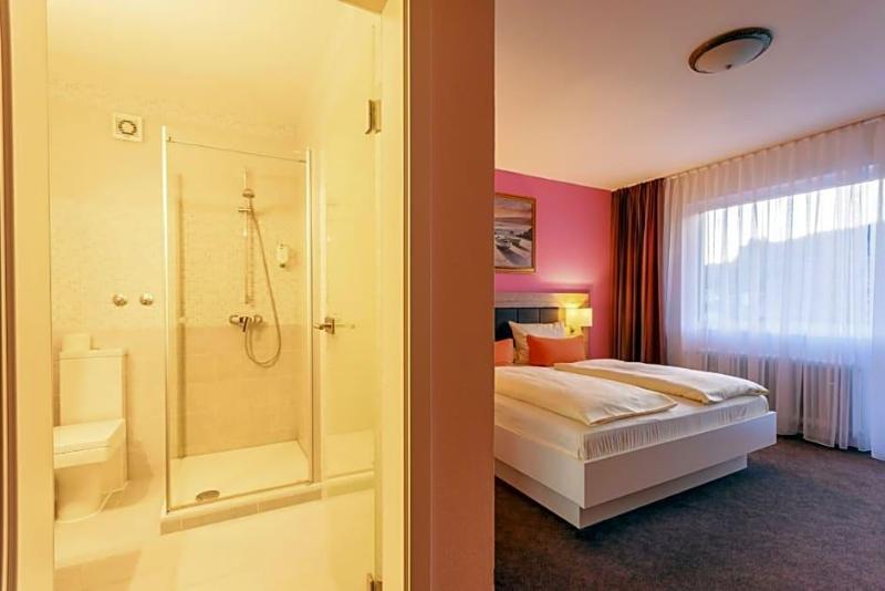 Schwarzwaldhotel Sonne image