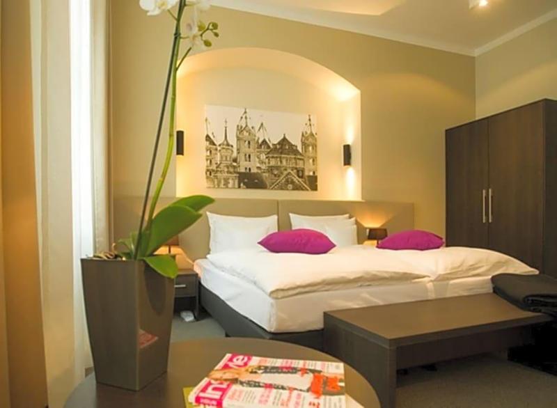 Hotel Residenz Am Kv Nigsplatz image