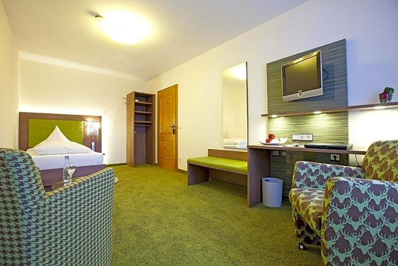 Hotel Hirsch image