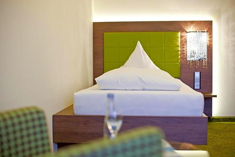 Hotel Hirsch image