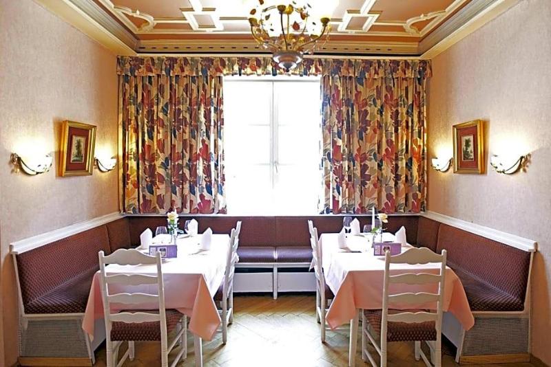 Hotel Hirsch image