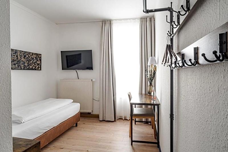 Hotel Goldener Hirsch image