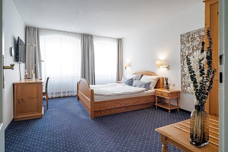 Hotel Goldener Hirsch image