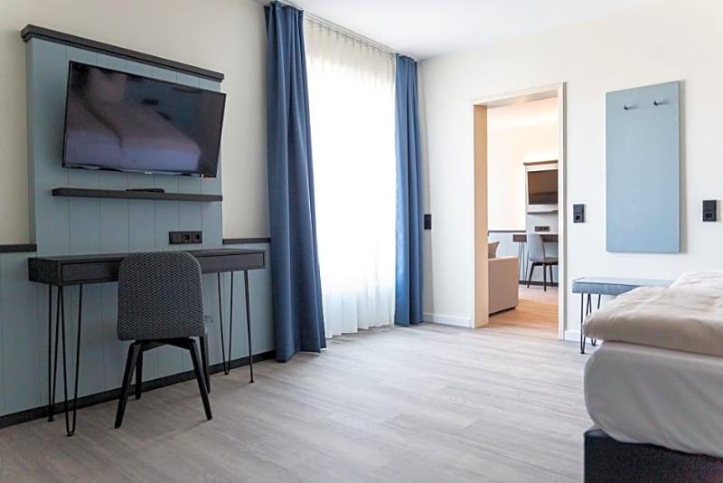 Hotel Am Stadtpark image