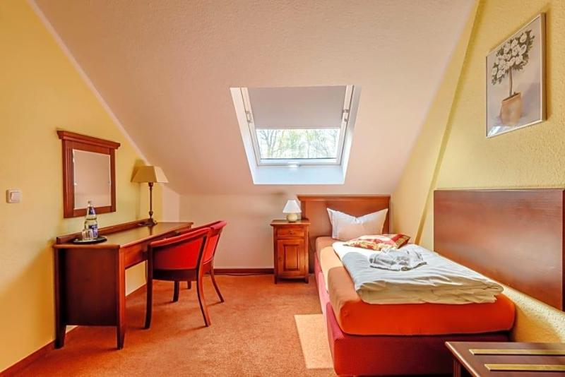 Hotel St Ortebeker image