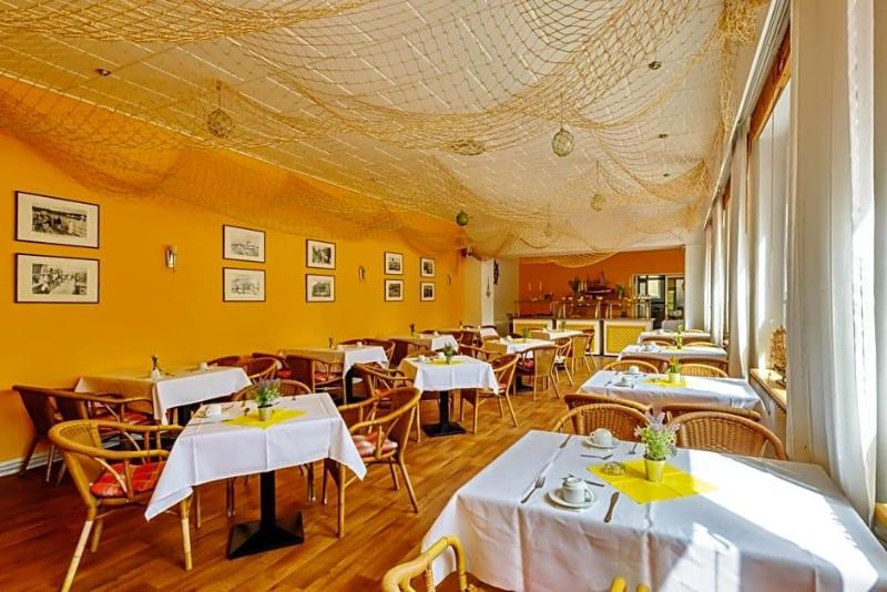 Hotel St Ortebeker image