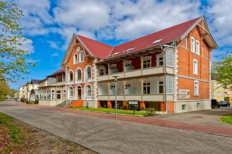 Hotel St Ortebeker image