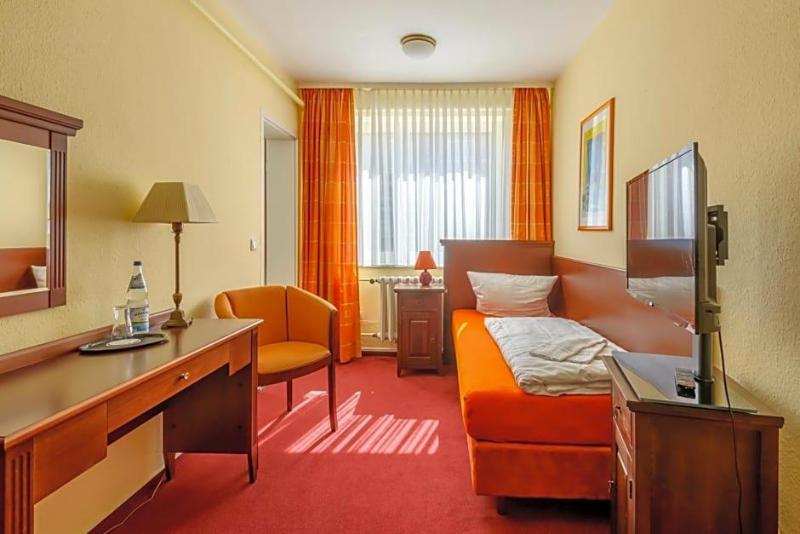 Hotel St Ortebeker image