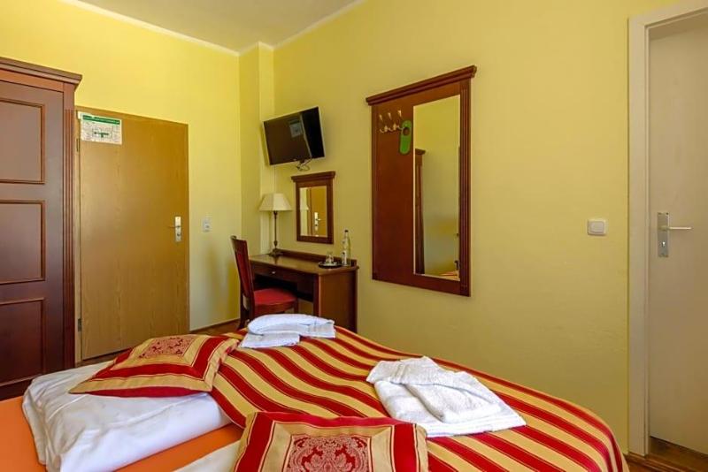 Hotel St Ortebeker image