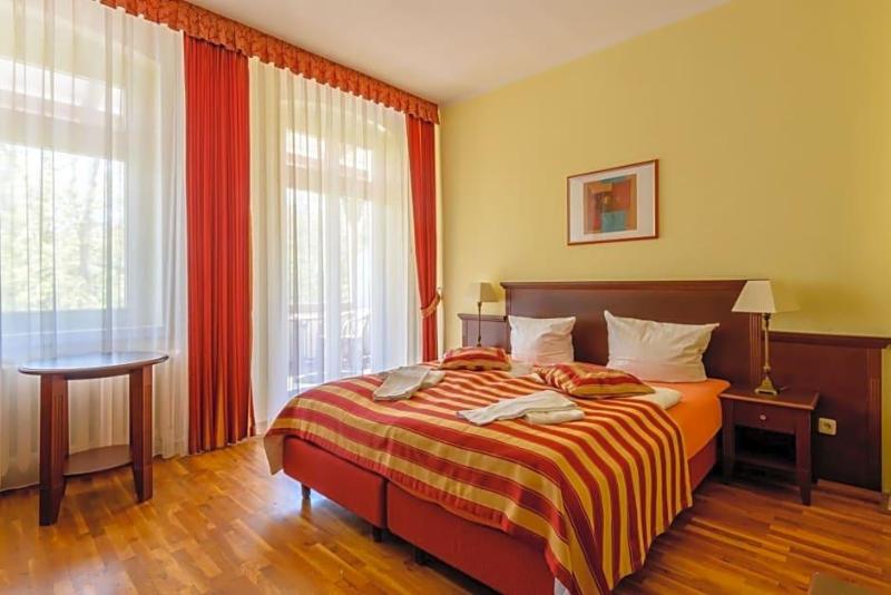 Hotel St Ortebeker image
