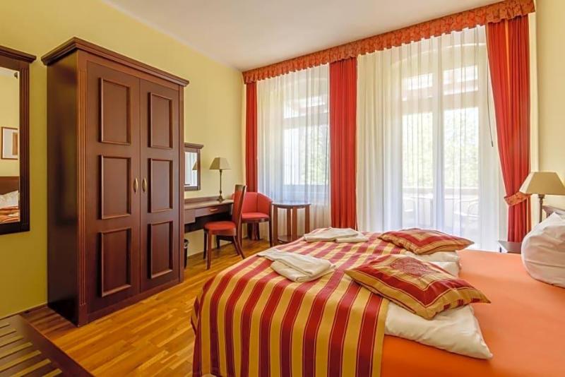 Hotel St Ortebeker image