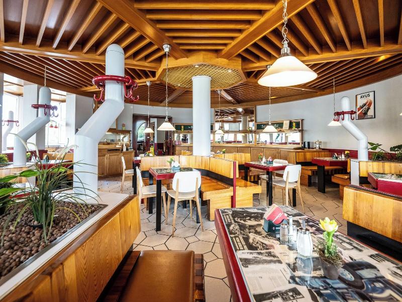 Hotel Und Rasthof Avus image
