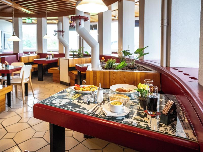 Hotel Und Rasthof Avus image