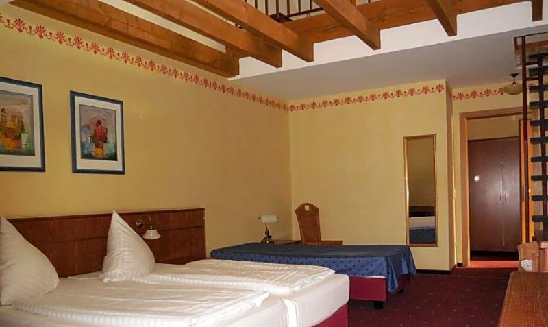 Hotel Restaurant Zur Mv Hle image