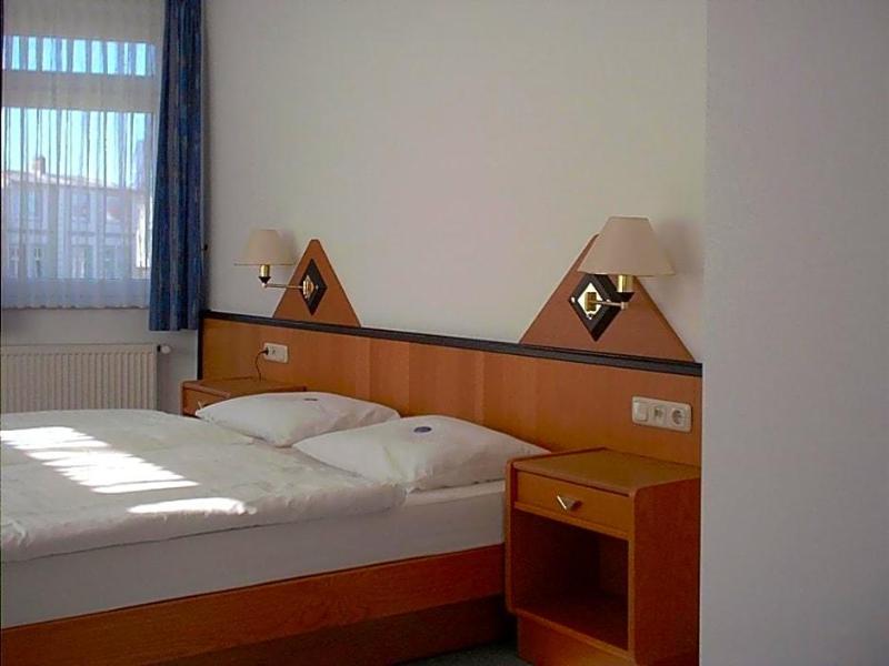 Hotel Stadt Reinfeld image