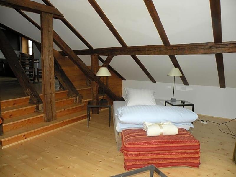 Alte Posthalterei Zorneding image