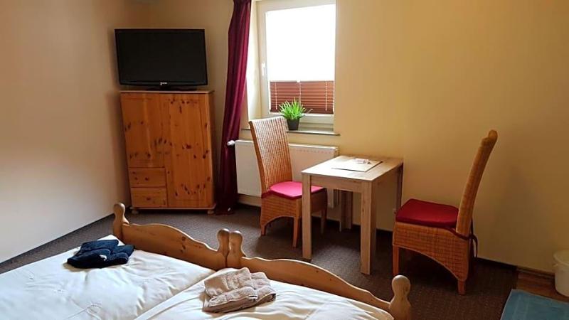 Hotel Deutsches Haus Francop image