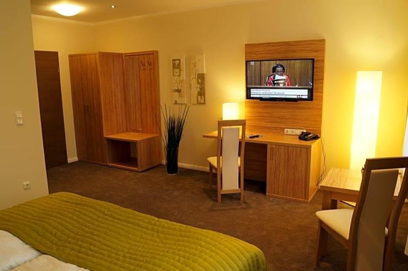 Landhotel Klempau image