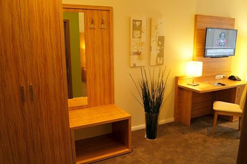 Landhotel Klempau image