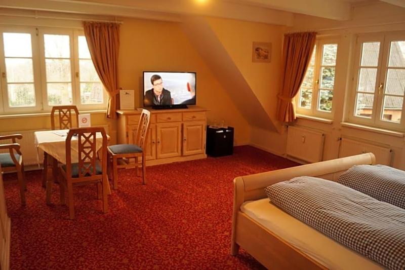 Landhotel Klempau image