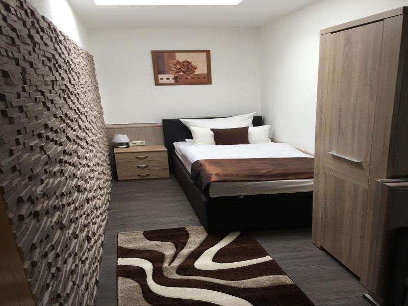 Hotel Am Brv Nnchen image