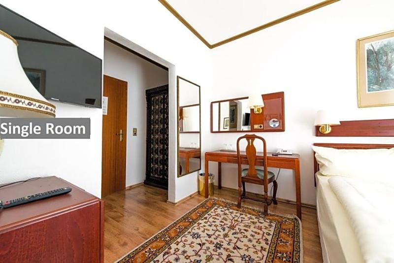 Lv Wen Hotel image