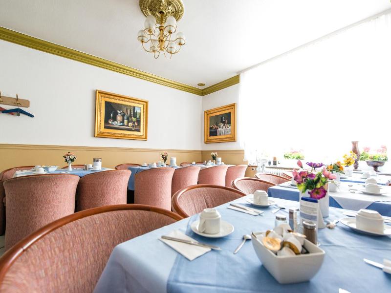 Lv Wen Hotel image