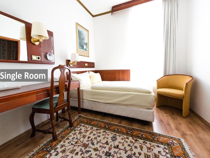 Lv Wen Hotel image