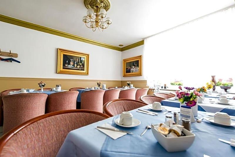 Lv Wen Hotel image