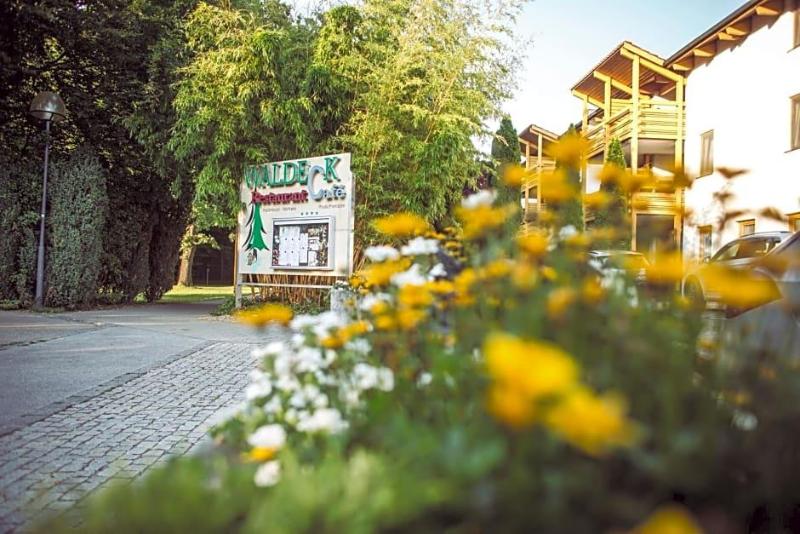 Hotel Und Appartementhof Waldeck image