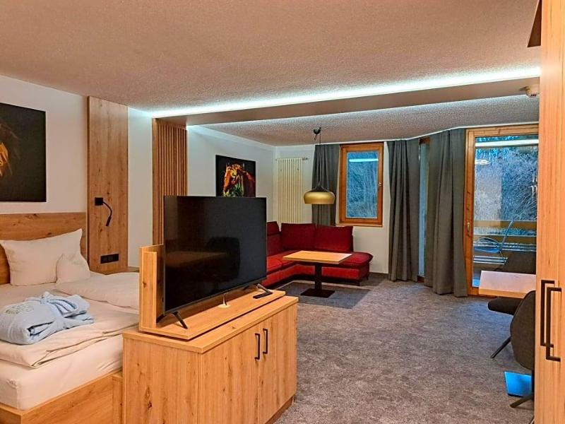 Hotel Und Appartementhof Waldeck image
