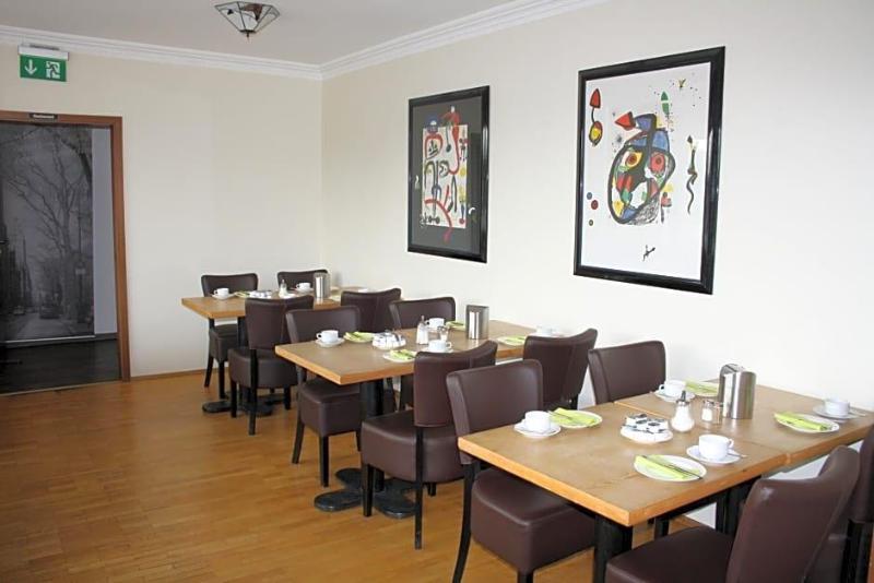 Hotel Schwarzer Adler image