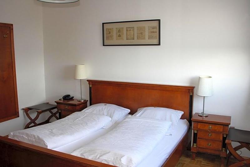 Hotel Schwarzer Adler image